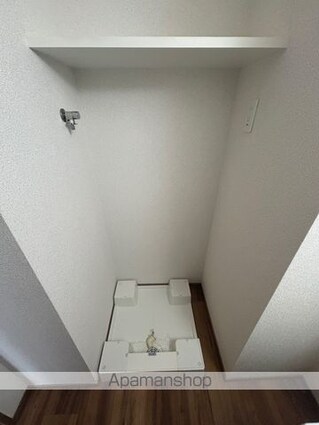 東京都新宿区山吹町[2K/25.85m2]の内装1