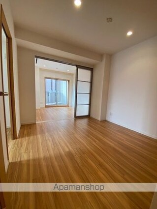 ドゥーエ東池袋[1K/37.73m2]のリビング・居間