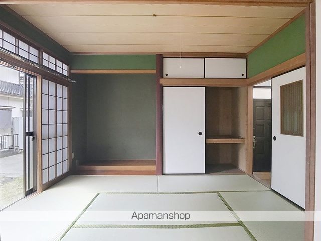 鹿児島市 2階建 築38年の内装写真