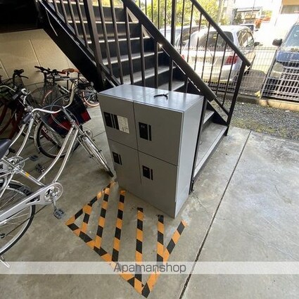 Ｌｉｍｐｉａコーポ・ウエスト[2LDK/48.6m2]の共用部