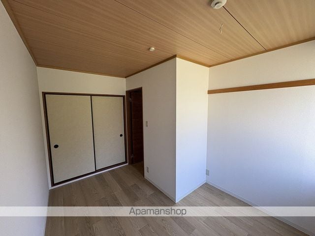 ロイヤルコート文化町IV番館の内装写真