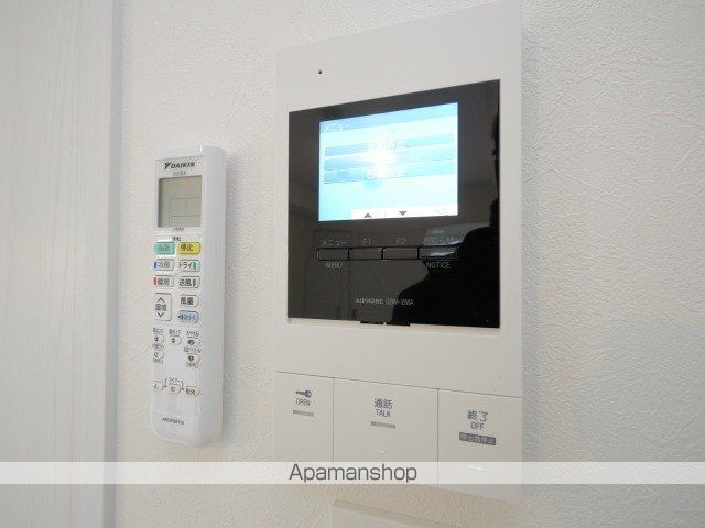 ALTEZZAの内装写真