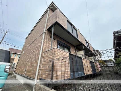 パティオス[1K/27.7m2]の外観1