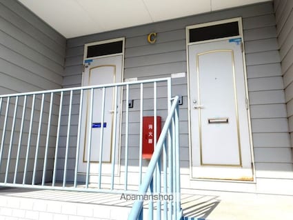 フォレストパーク[2LDK/59.62m2]のエントランス