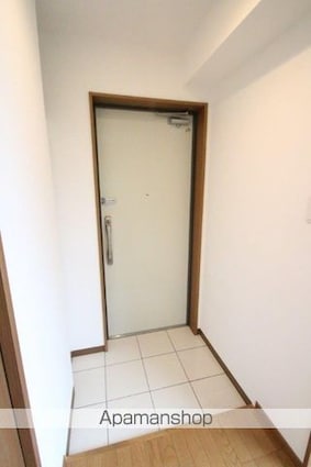 東京都台東区東上野６丁目[1R/37.82m2]の玄関