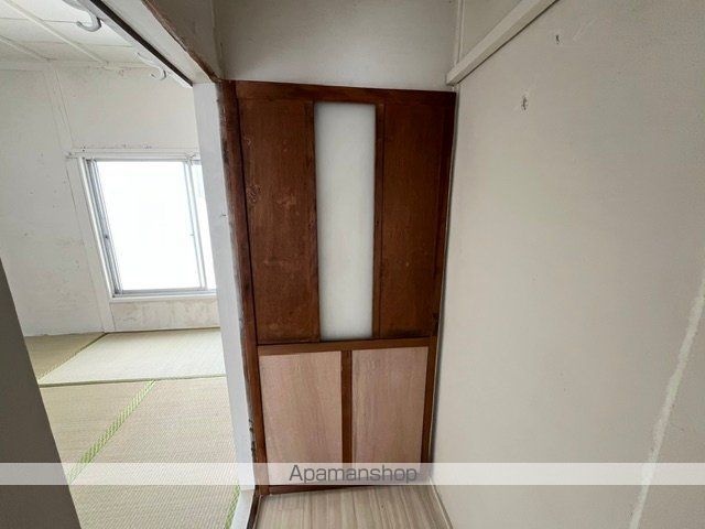 稲葉元町1丁目貸家の内装写真