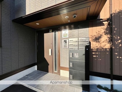 ＤーＲＯＯＭ吉身[2LDK/61.41m2]のエントランス