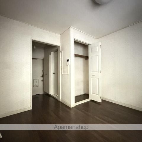 アトリエの内装写真