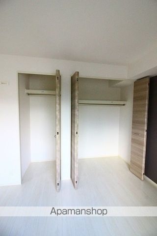 ハイコンプリートVの内装写真