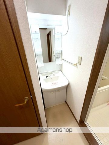 グリーンコート東館 Dの内装写真
