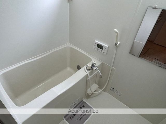 ラヴィアンローズ B棟の内装写真