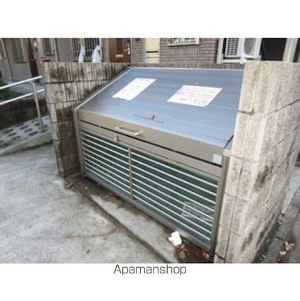 東京都小金井市関野町１丁目[1LDK/47.28m2]の共用部1