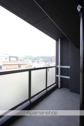 ＭＡＹＦＡＩＲ　ＨＯＮＭＡＣＨＩ　ＰＲＥＭＩＵＭ[1LDK/34.3m2]のバルコニー