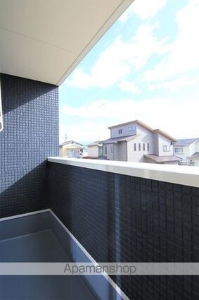 メゾン・ド・シュシュ[2LDK/62m2]のバルコニー