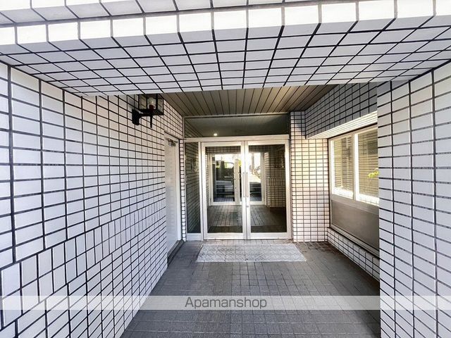 ラファイエット宮ヶ丘の玄関写真