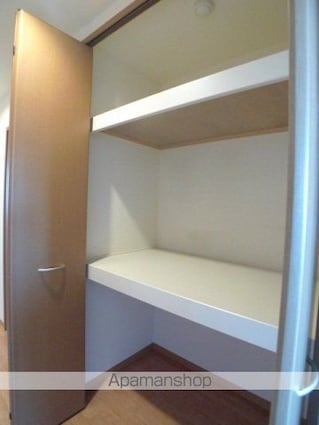 フォブール竹原[2LDK/62.7m2]の収納