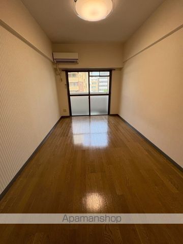 イムプレス大名の内装写真