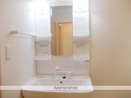 茨城県土浦市沖新田[2LDK/60.14m2]の洗面所