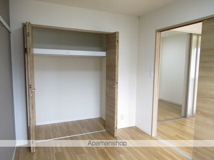 エスメラードＣ[2K/35m2]の収納