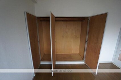 ロイヤルアネックスシエナ[2LDK/65.36m2]の収納