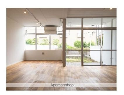 東京都世田谷区上用賀３丁目[1LDK/59.5m2]のリビング・居間