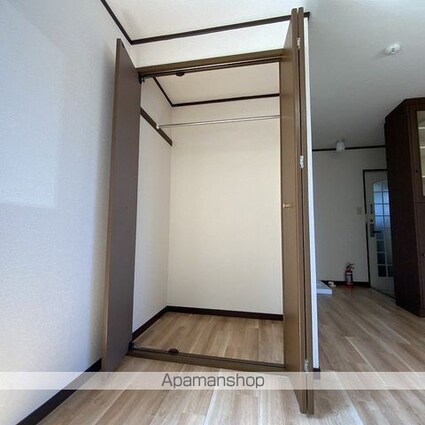 ハイツエーデルワイス[1R/23.18m2]の収納