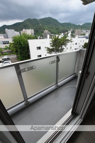 LA COLINAの内装写真