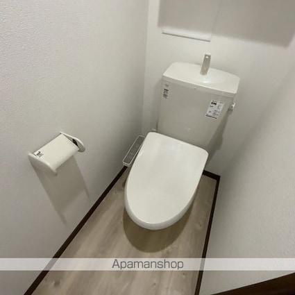 ラフィネ新井[1K/29.78m2]のトイレ