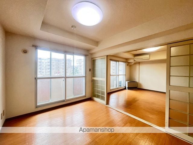 クレステージ田家の内装写真