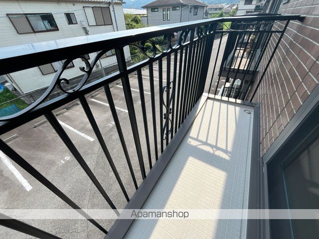 リビングタウン唐崎 A棟の内装写真