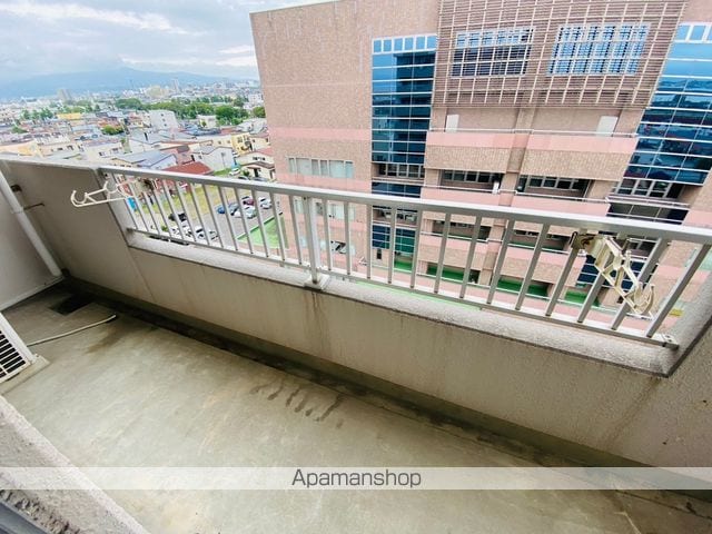 ロイヤルシティ参番館 若松町の内装写真
