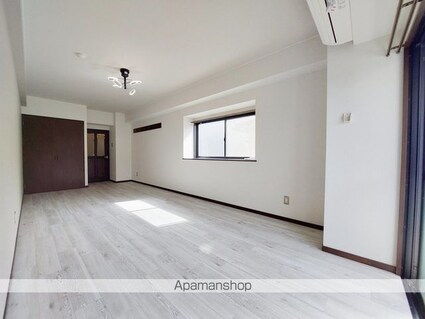 パストラル２１[1K/30.3m2]のリビング・居間