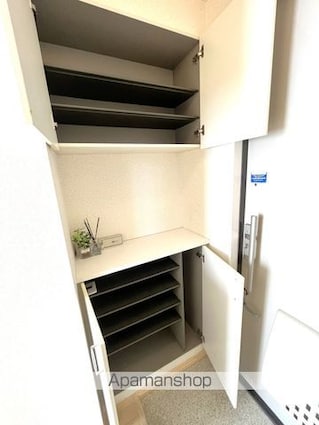 エステートＳＡＫＵＲＡ　Ｒ＆Ｃ　Ｃ棟[1LDK/40.85m2]の内装4