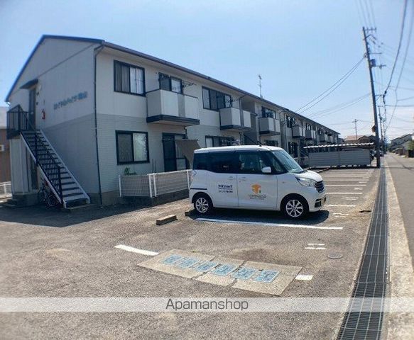 ロイヤルハイツ穐山の内装写真