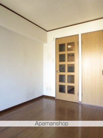 YSKビルの内装写真