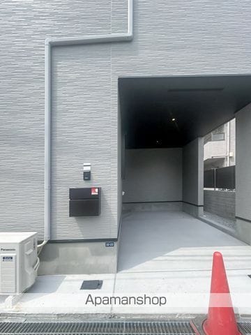 京王電鉄高尾線 京王片倉駅 徒歩7分 3階建 新築の玄関写真