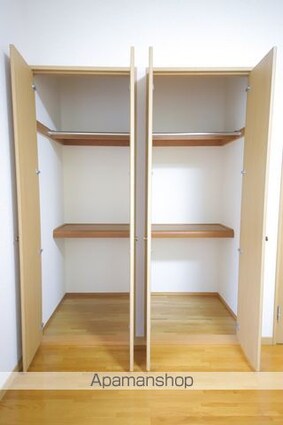 メゾン南大沢Ｂ[2LDK/60.44m2]の収納