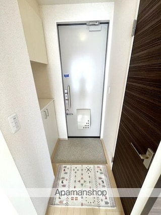 エステートＳＡＫＵＲＡ　Ｒ＆Ｃ　Ｃ棟[1LDK/40.85m2]の内装3