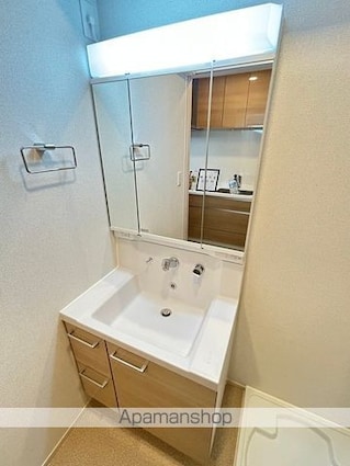 ウエスト　コミタリアⅢ[1K/28.87m2]の洗面所