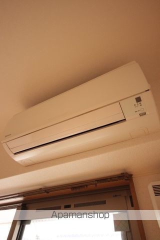 MAUVEの内装写真