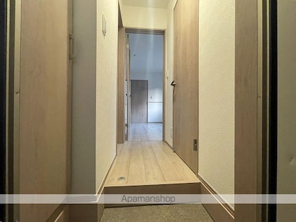 シャイニングパレス宮城野原[1LDK/28.8m2]の玄関