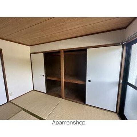 スカイハイムの内装写真