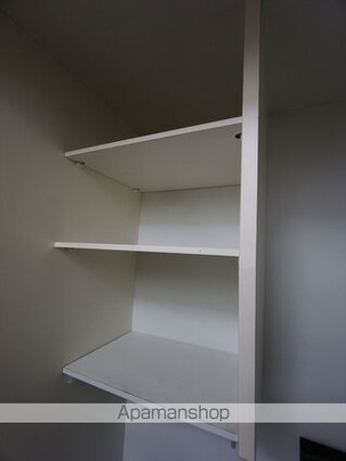 ドール丸の内[1K/21.12m2]の内装2