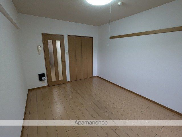 リーブラ都府楼壱番館の内装写真