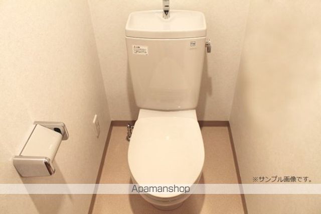 ダイナコートエスタディオサラA棟の内装写真