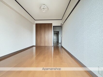 ロイヤルシオン刈部[3DK/54m2]の内装1