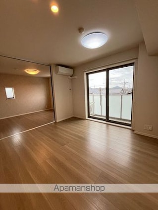 滋賀県守山市二町町[2LDK/64.75m2]のリビング・居間