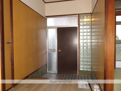 大口町奈良子１－８５貸家[4DK/91.05m2]の玄関