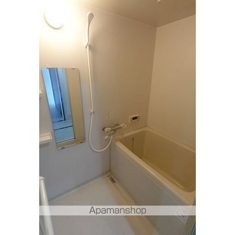 シャトレ愛松稲沢IIIの内装写真