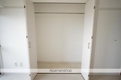 グランジュール[4LDK/97.02m2]の収納